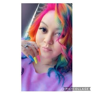 Meet your Posher, April